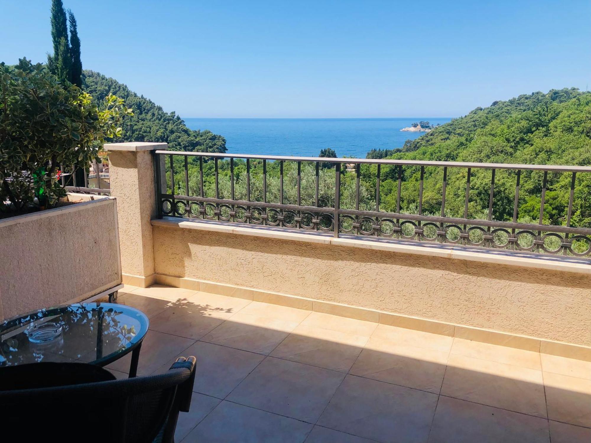 Bay View Apartments Petrovac na moru Exterior foto