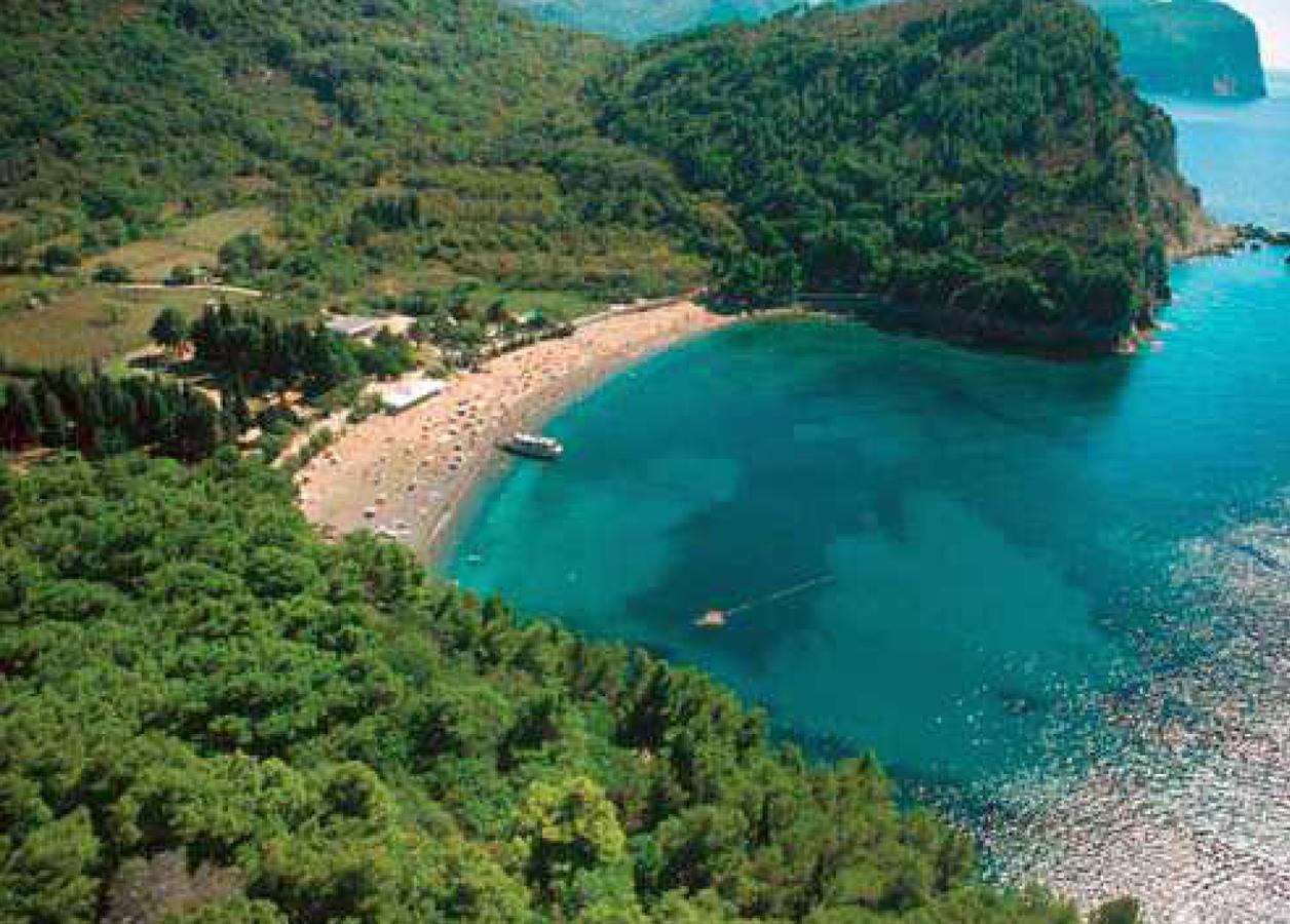 Bay View Apartments Petrovac na moru Exterior foto